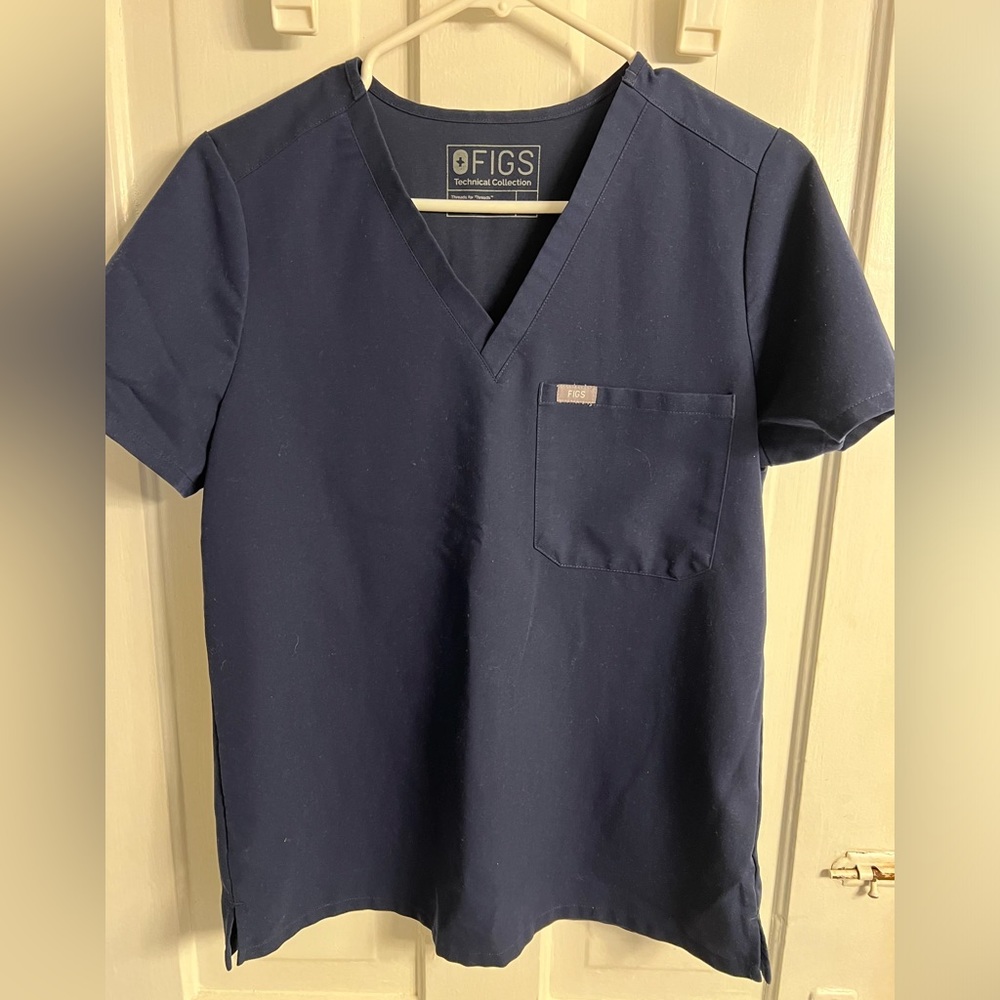 Navy blue figs scrub set